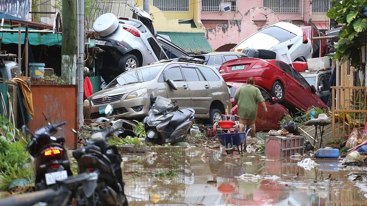 Typhoon Kalmaegi leaves 85 dead in central Philippines; dozens still missing
