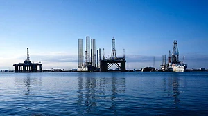 India to cut direct Russian oil imports after new US sanctions on Rosneft, Lukoil