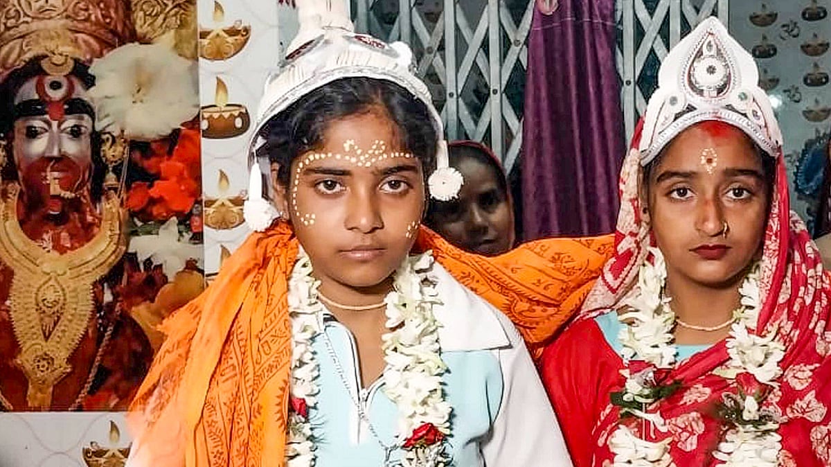 The 'wedding' of same-sex couple Riya Sardar and Rakhi Naskar 