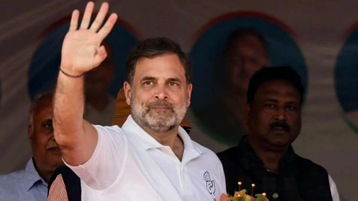 Rahul Gandhi during a public rally for Bihar assembly polls in Banka.