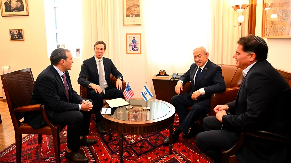 Jared Kushner (second from left) with Netanyahu 