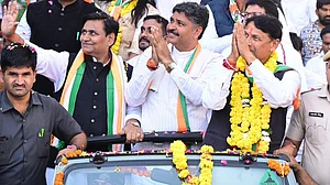 Pramod Jain Bhaya (R) with Rajasthan Congress leaders G.S Dotasra and Tikaram Jully