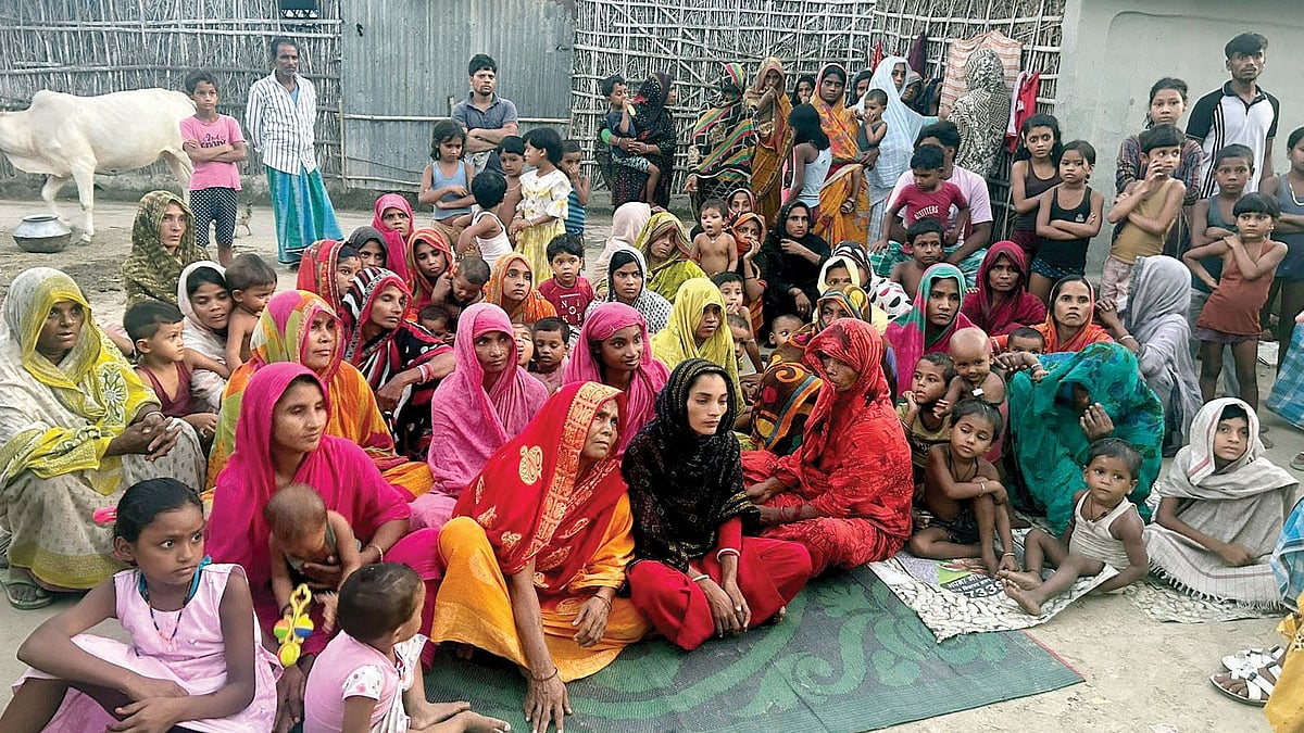 Why are these women fleeing in Bihar?