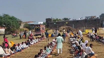 MP village holds elaborate funeral rites for monkey, drawing thousands