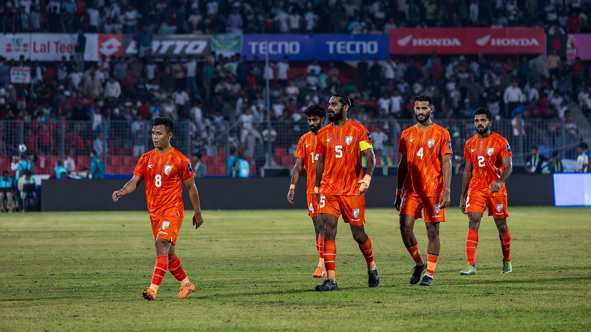Crestfallen India players leave the stadium in Dhaka after loss to Bangladesh