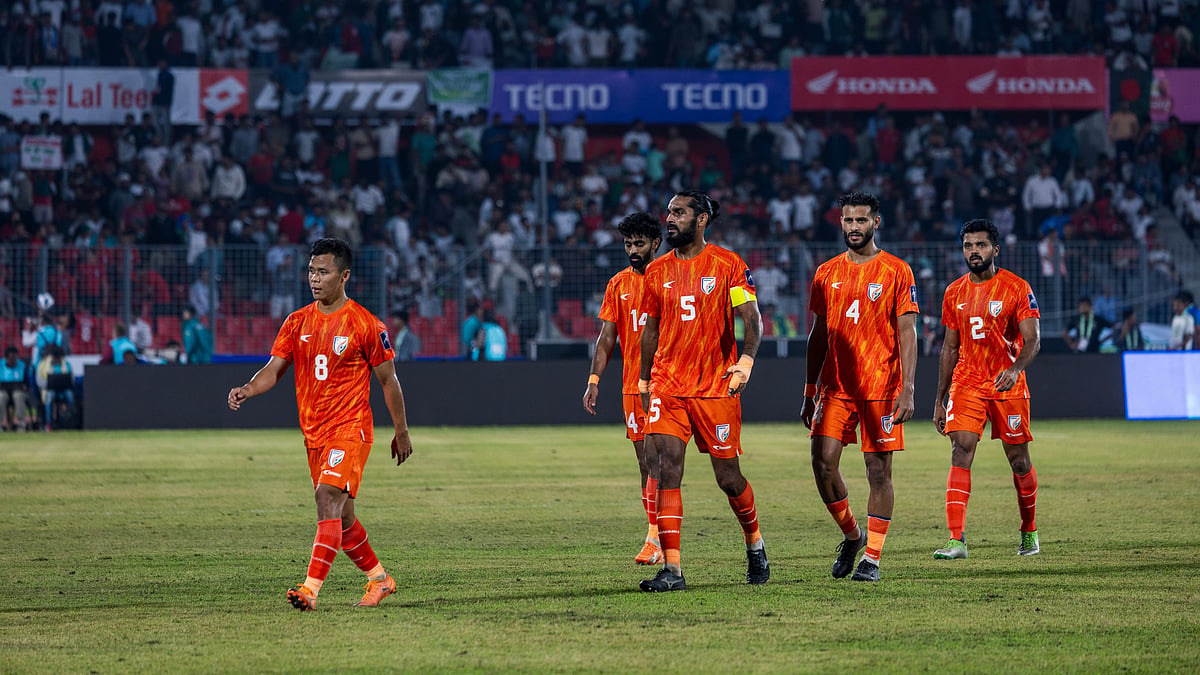 Crestfallen India players leave the stadium in Dhaka after loss to Bangladesh
