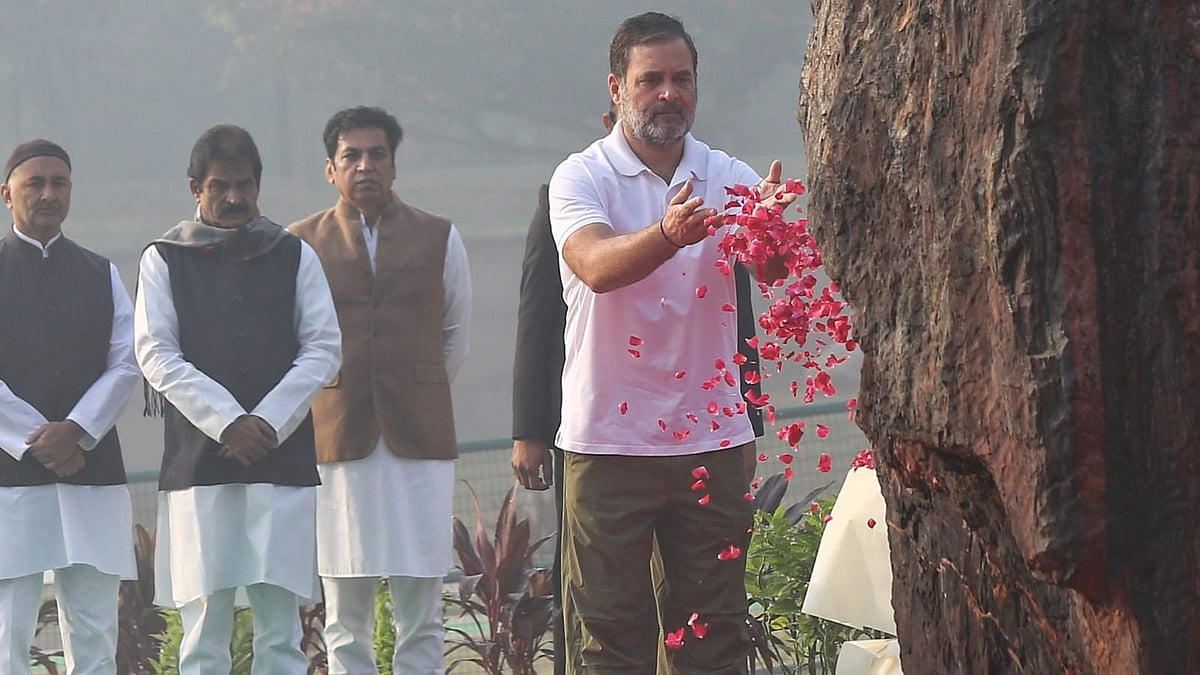 Her courage, patriotism inspire me to stand against injustice: Rahul on Indira's birth anniversary