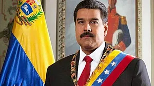 Venezuela bans 6 major airlines after flight suspensions over US military buildup