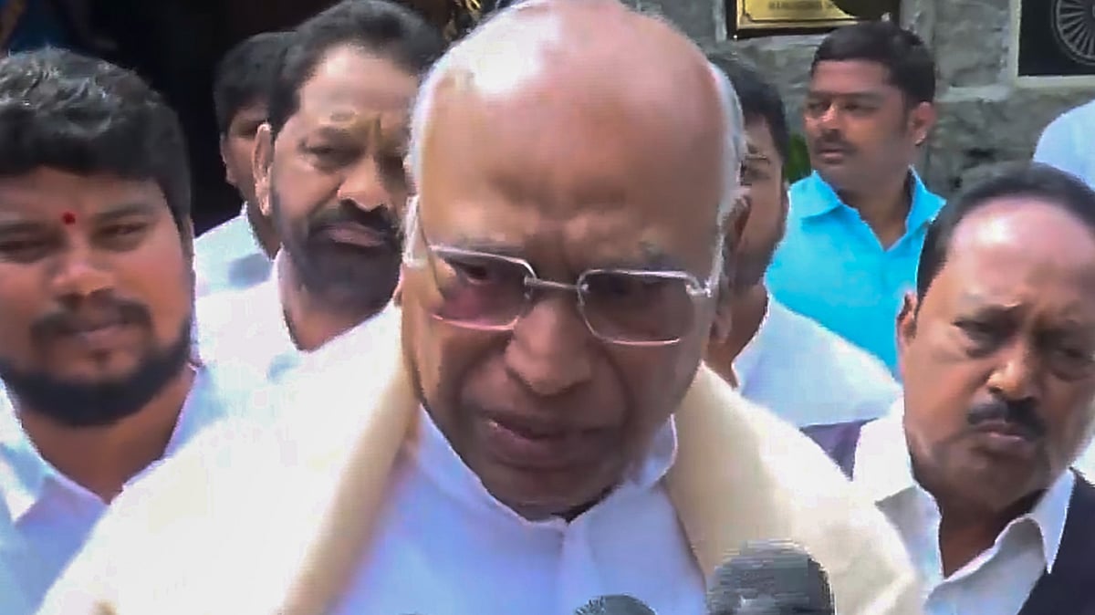 Deepest salutations, heartfelt gratitude to brave women, men of BSF: Kharge