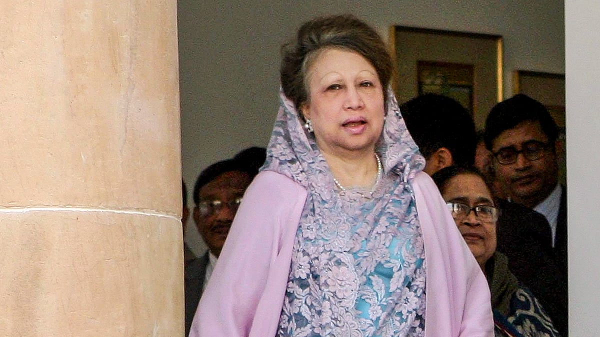 Bangladesh: amid reports of Khaleda Zia's deteriorating health, son readies to return from London