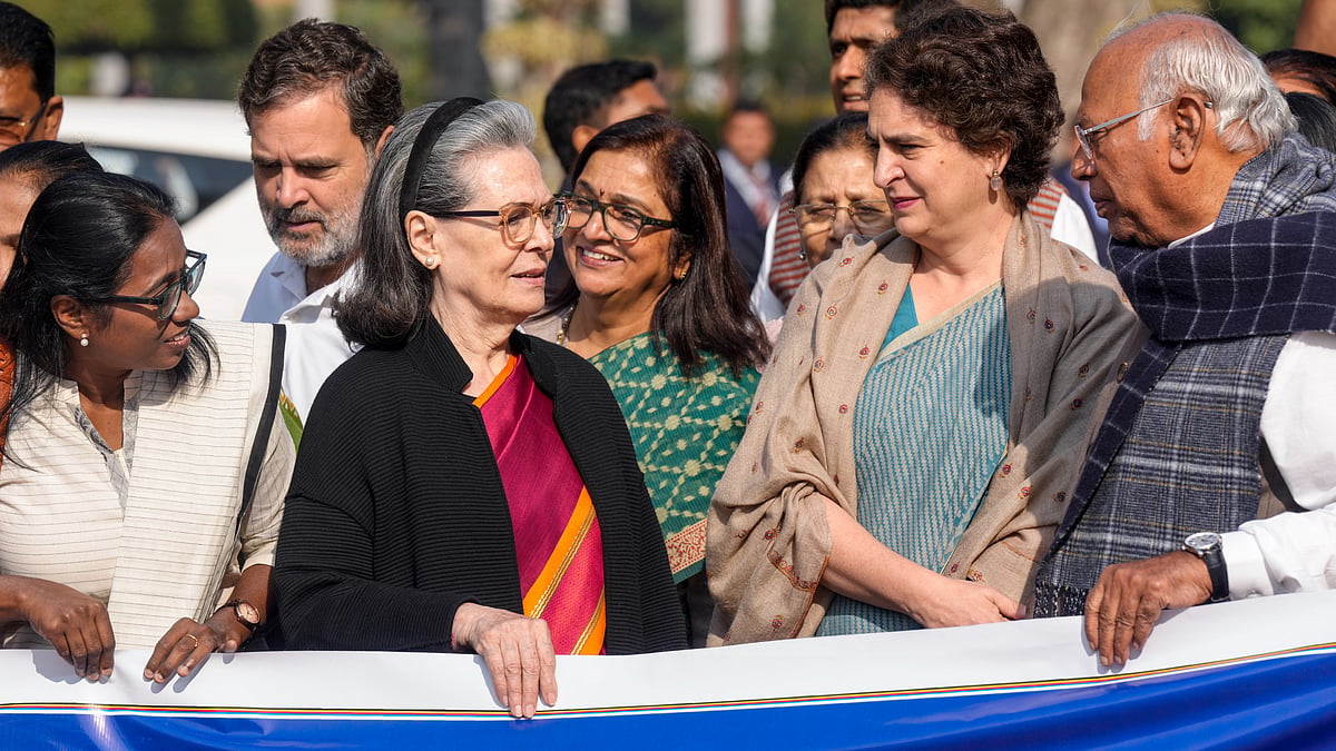 Opposition Congress leaders at Parliament House on Wednesday. (Photo: PTI)