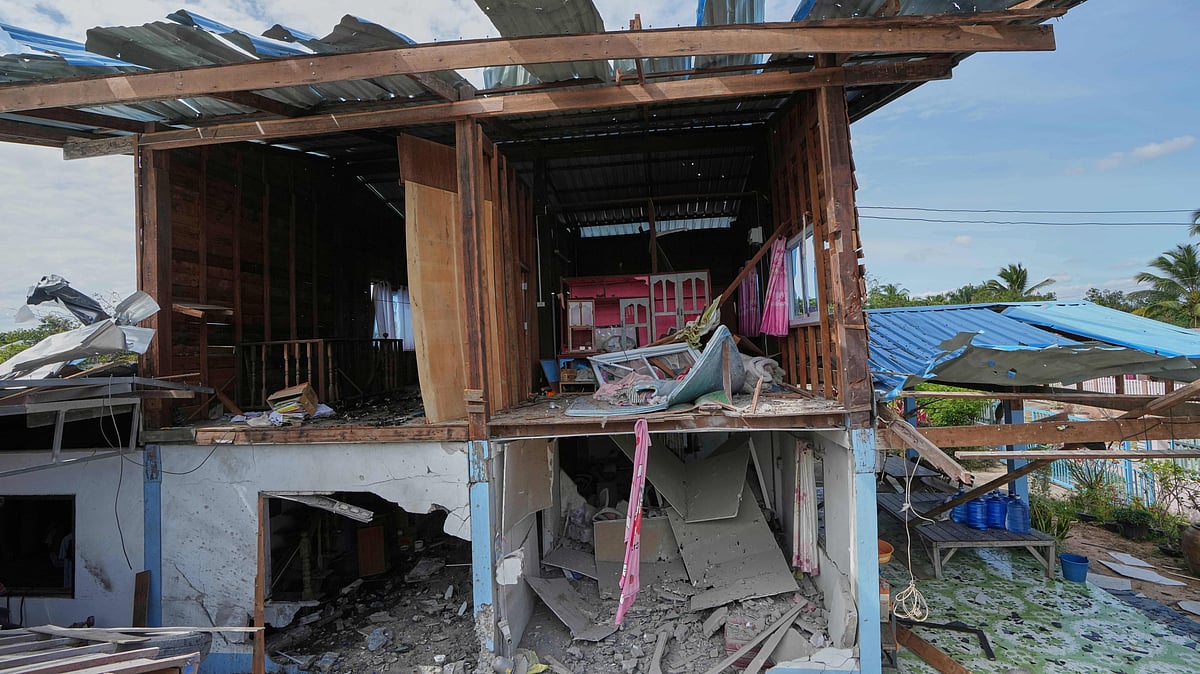 Thailand-Cambodia conflict escalates: Border clashes enter second week