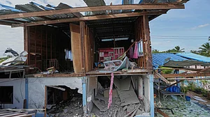 Thailand-Cambodia conflict escalates: Border clashes enter second week