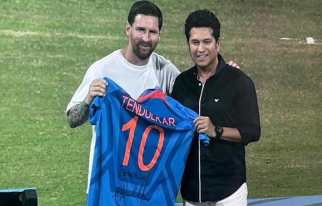 Etched in history: Tendulkar gifts Messi his 2011 World Cup jersey