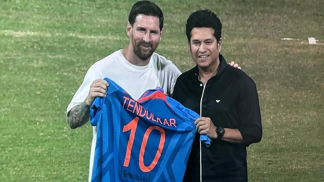 Etched in history: Tendulkar gifts Messi his 2011 World Cup jersey