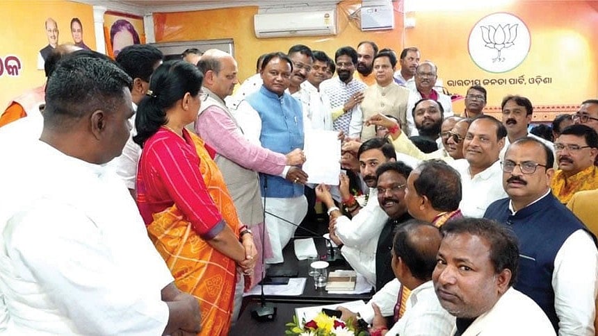 Odisha: Should MPs and MLAs fix their own salaries?