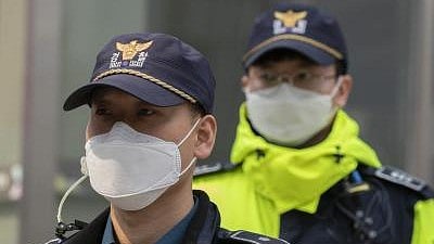 26 South Koreans arrested in joint Cambodia raid, one victim rescued