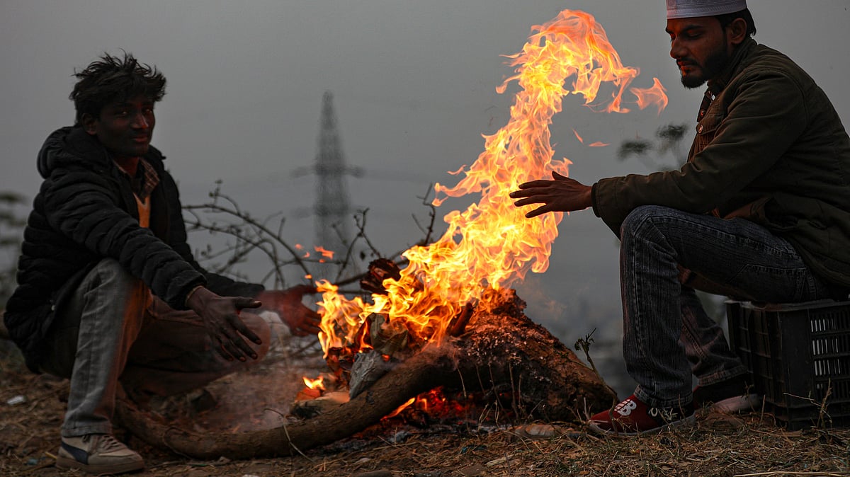 Snow, rain lift Kashmir temperatures; Srinagar logs warmest night of winter