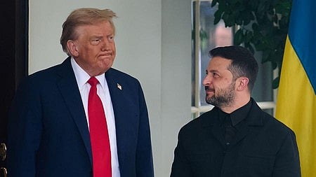 Kyiv hit by fresh missile and drone attack ahead of Zelenskyy–Trump talks