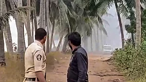 Expert teams arriving from Delhi, Mumbai to douse gas well blaze in Andhra