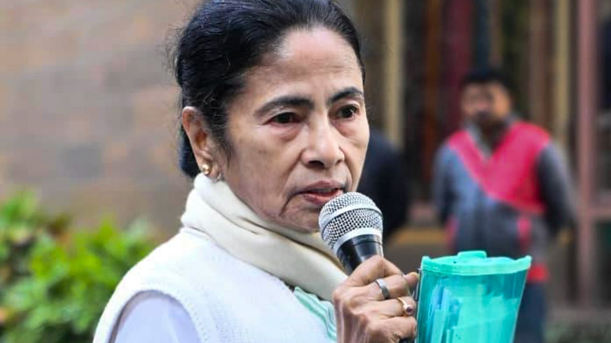 Mehbooba calls Mamata ‘tigress’, says she will not surrender