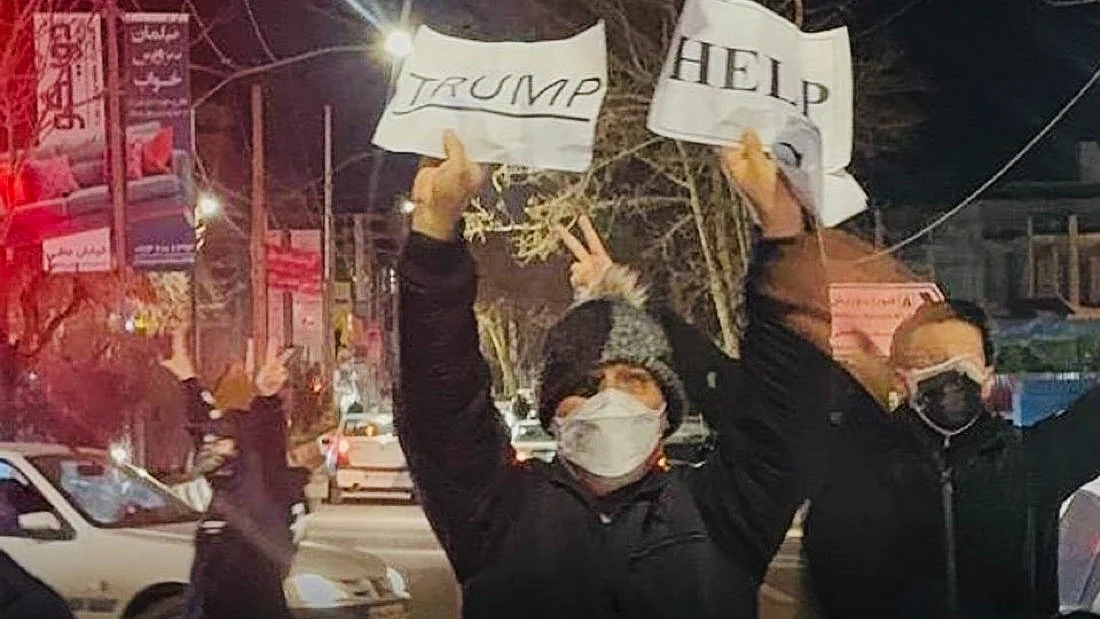 A purported photo of Iranian protesters asking Trump for help