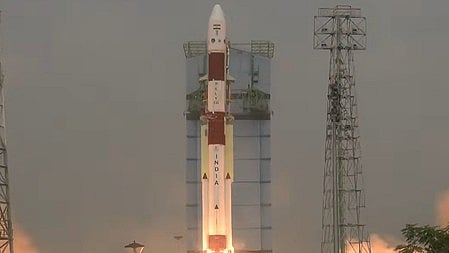 ISRO’s PSLV-C62 makes 1st launch of 2026 with EOS-N1 satellite
