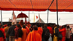Congress seeks Modi’s apology over Shankaracharya incident at Sangam