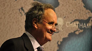 Sir Mark Tully (1935–2026) argued for inclusivity and warned against social costs of economic exclusion