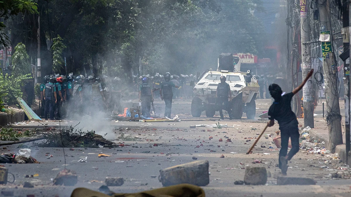 Convicts bore 'superior command responsibility' for police actions that led to the deaths during unrest.
