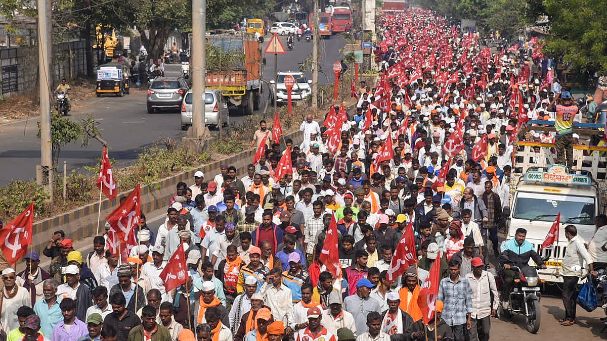 Farmers and tribal groups march on Mumbai to press land and irrigation demands
