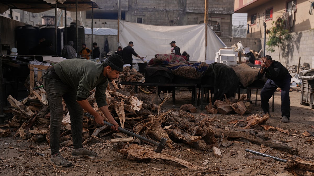 Gaza’s unequal toll: 10,000 Palestinians under rubble, one Israeli captive