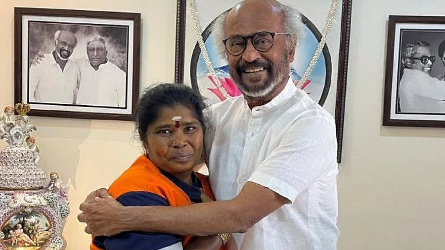 Photographs of Rajinikanth honouring Padma were widely shared on social media.