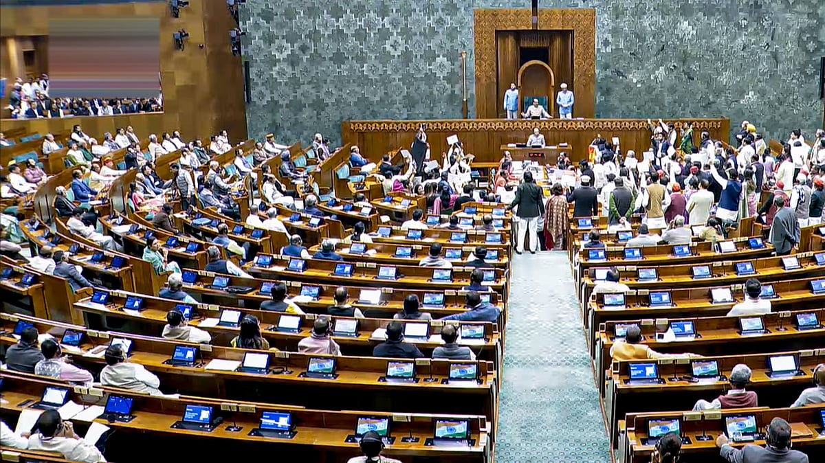 Congress recalls 2004 LS standoff as deadlock continues over prez address