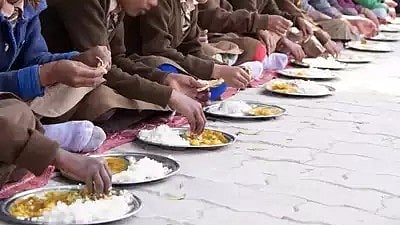 Bihar: Over 70 schoolchildren fall ill after eating mid-day meal