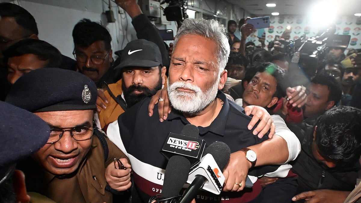 Congress protests Pappu Yadav’s arrest, burns Nitish Kumar’s effigy in Patna