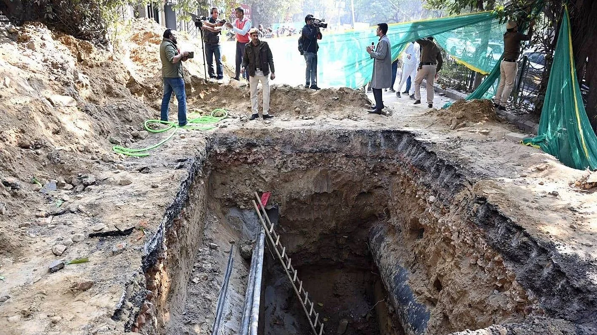 The open pit in Delhi's Janakpuri which took the life of Kamal Dhyani