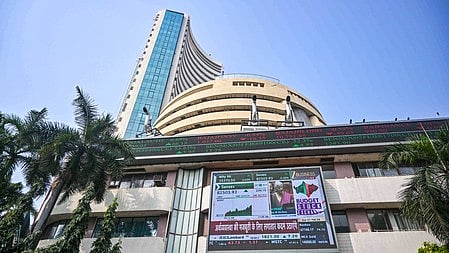 Indian markets open lower as IT stocks slide, global worries weigh on sentiment