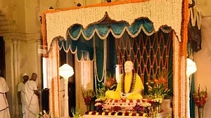 Mamata Banerjee accuses PM Modi of cultural insensitivity in Ramakrishna tribute