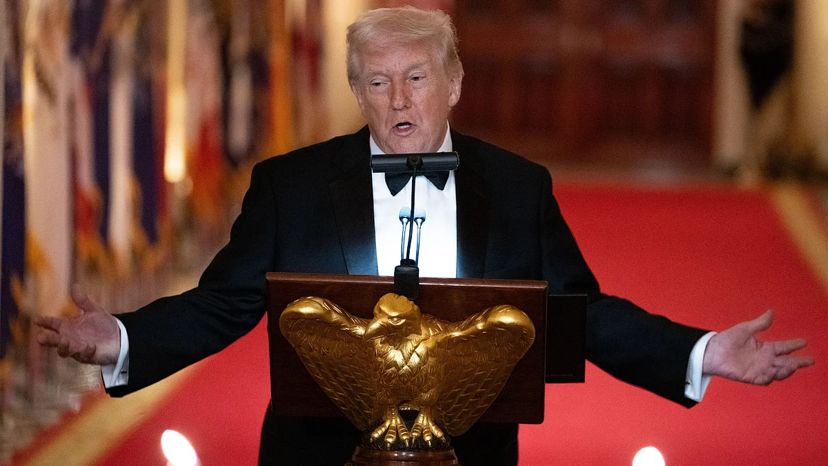 Donald Trump speaks at a dinner at the White House, 21 Feb
