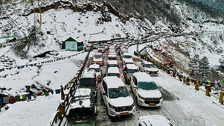 Indian Army rescues 46 stranded tourists in East Sikkim under ‘Op Himrahat’