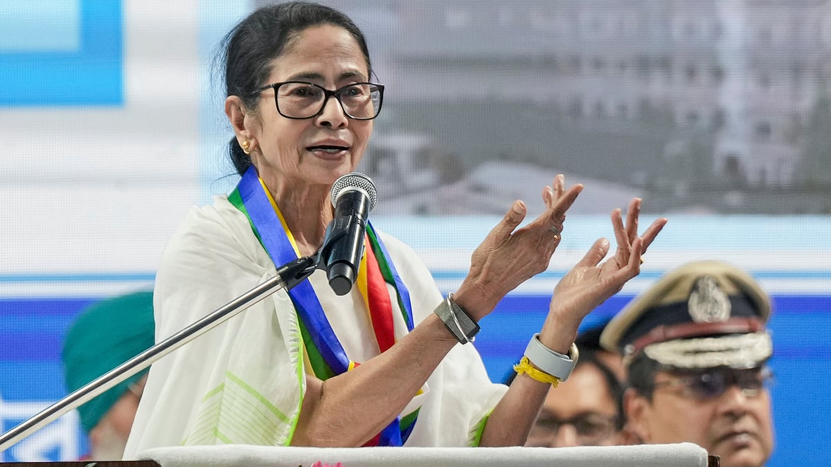 Mamata begins sit-in protest over electoral roll deletions in West Bengal