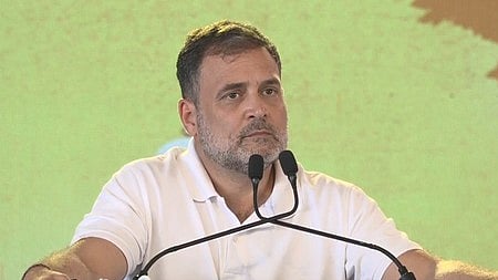 Rahul Gandhi invokes ideals of Gandhiji, Sree Narayana Guru at centenary event
