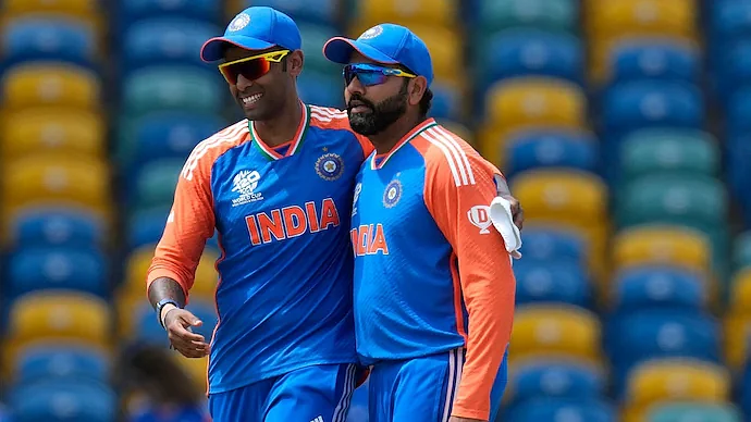 Suryakumar Yadav (left) revealed how he had been influenced by Rohit Sharma's style of leadership