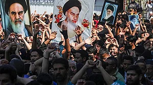 ‘Go fight in Iran if you're so concerned’: UP cop warns against 'foreign' slogans during Eid prayers