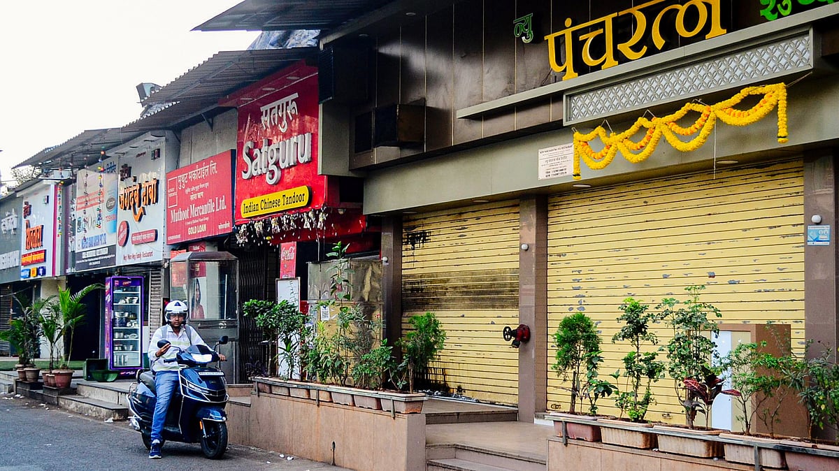 A closed restaurant amid the LPG crisis in Navi Mumbai, 13 March