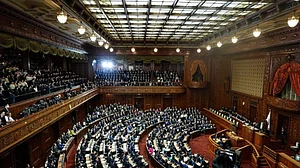 Japan’s lower house approves record ¥122 trillion budget amid opposition criticism