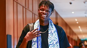 Blessing Muzarabani arrived in Kolkata to play for KKR
