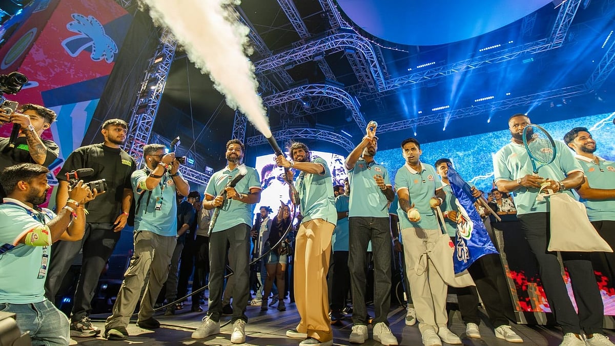 Mumbai Indians have a ball during an interactive session with the fans on Sunday.