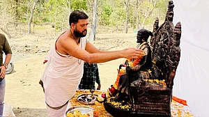Maharashtra: Hunt on for second rape-accused ‘godman’ after Ashok Kharat